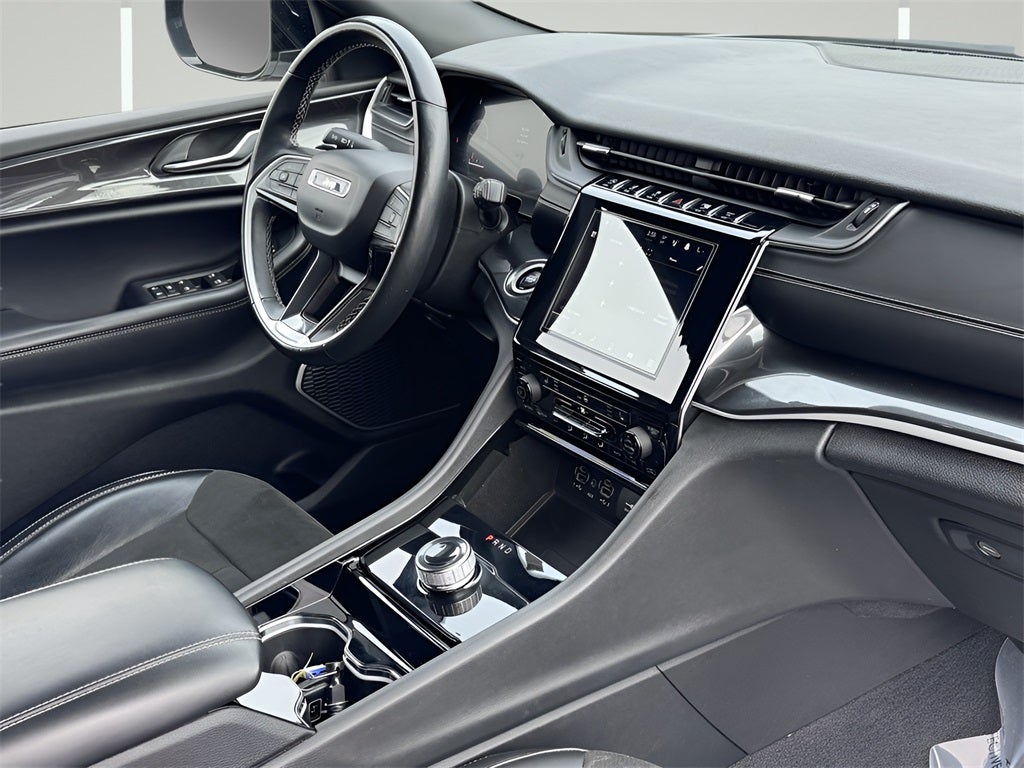 2022 Jeep Grand Cherokee L Altitude