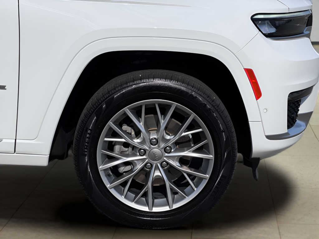 2022 Jeep Grand Cherokee L Summit