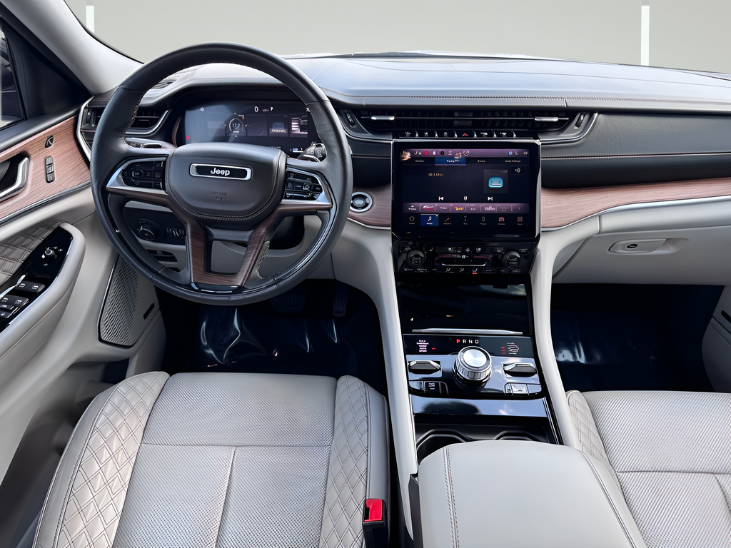 2022 Jeep Grand Cherokee L Summit