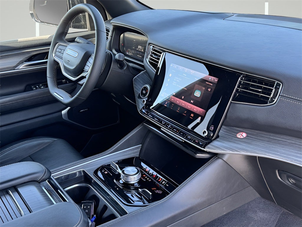 2024 Jeep Wagoneer L Series III