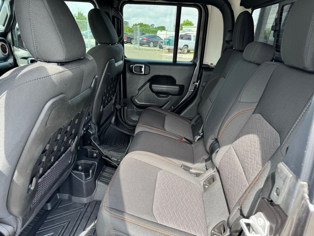 2023 Jeep Gladiator Mojave