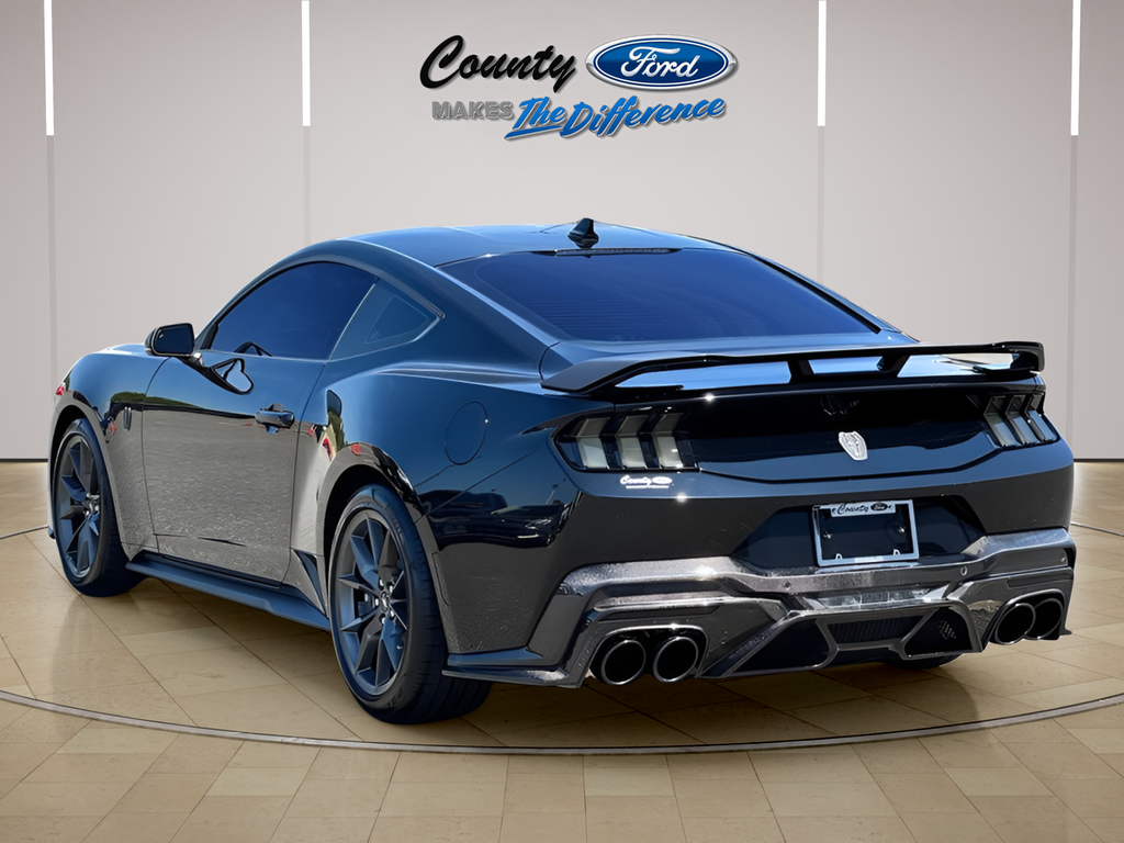 2026 Ford Mustang Dark Horse