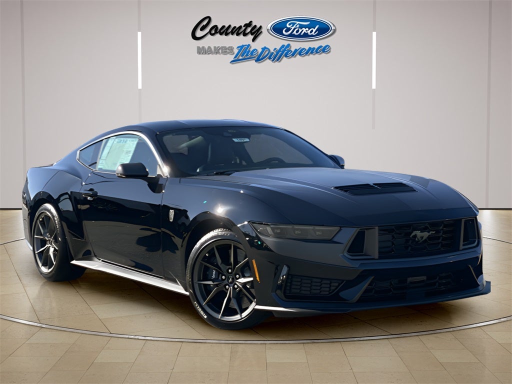2024 Ford Mustang Dark Horse