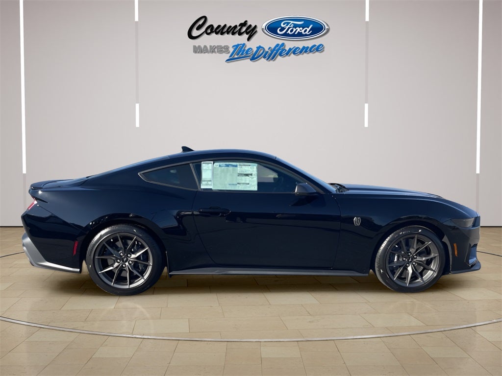 2024 Ford Mustang Dark Horse