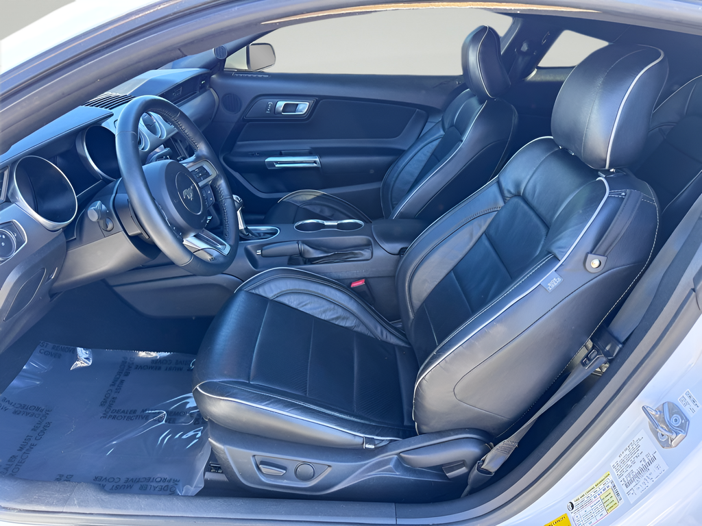 2020 Ford Mustang EcoBoost