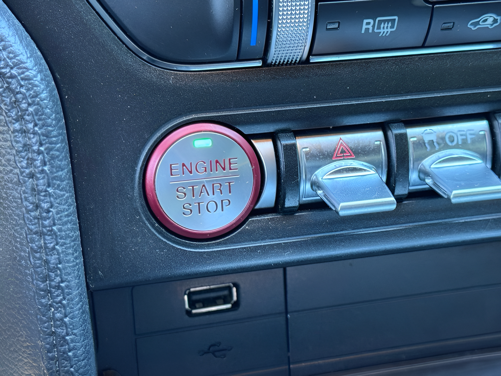 2020 Ford Mustang EcoBoost