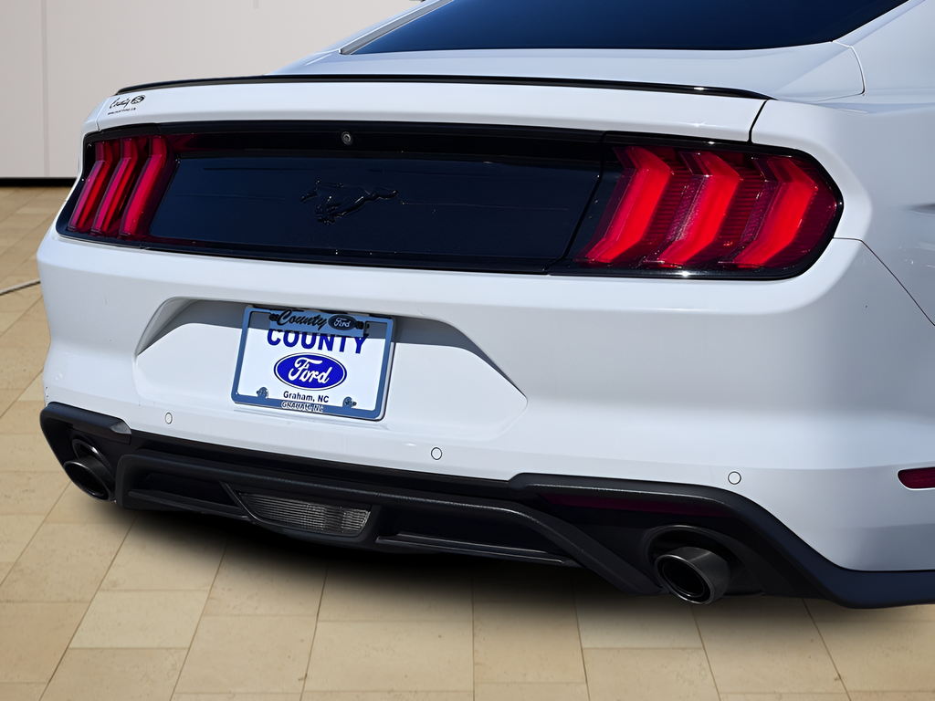 2020 Ford Mustang EcoBoost