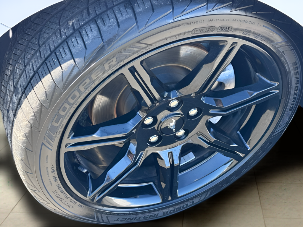 2020 Ford Mustang EcoBoost