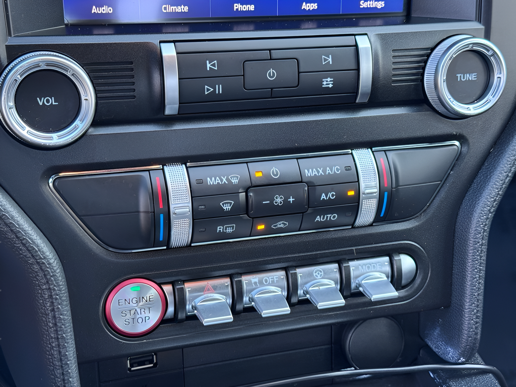 2020 Ford Mustang EcoBoost