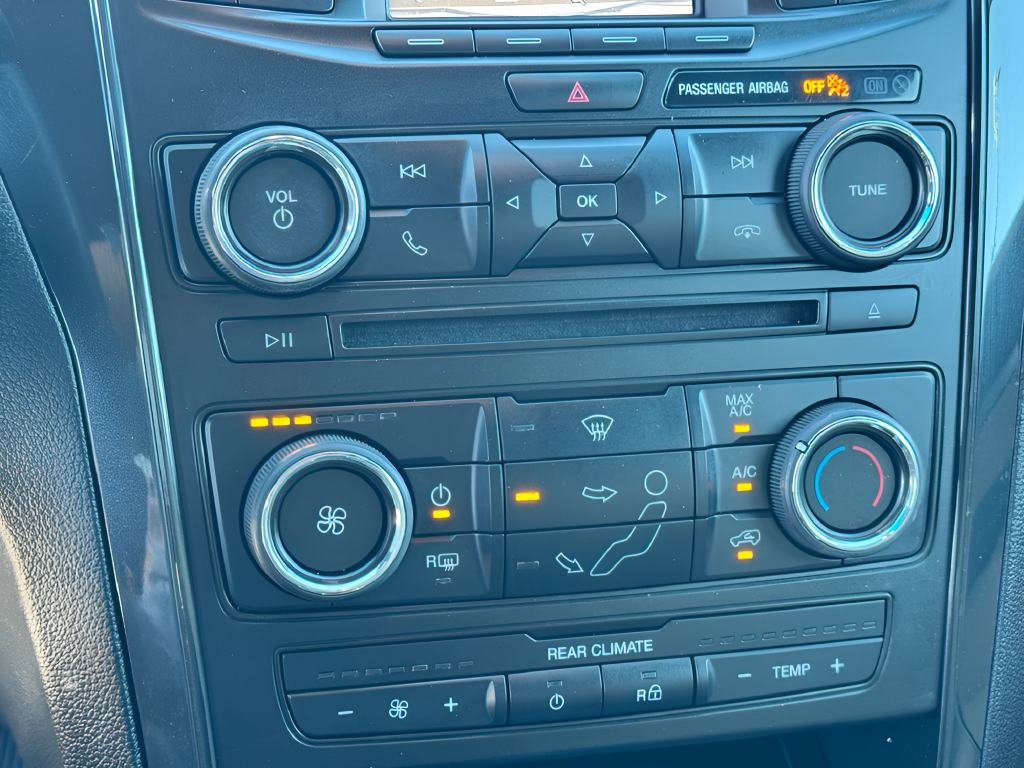 2016 Ford Explorer Base