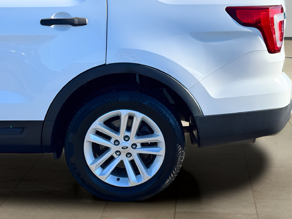 2016 Ford Explorer Base