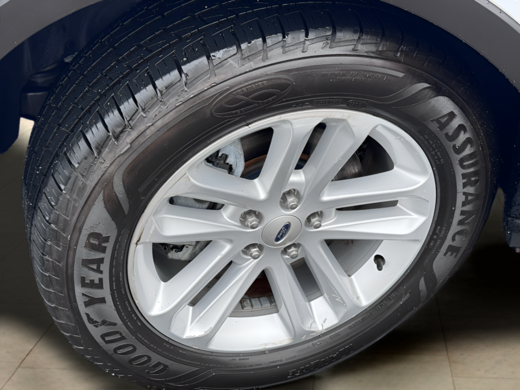 2015 Ford Explorer Base