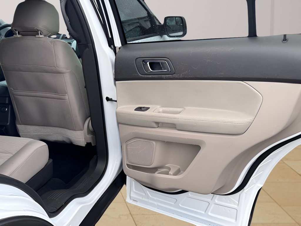 2015 Ford Explorer Base