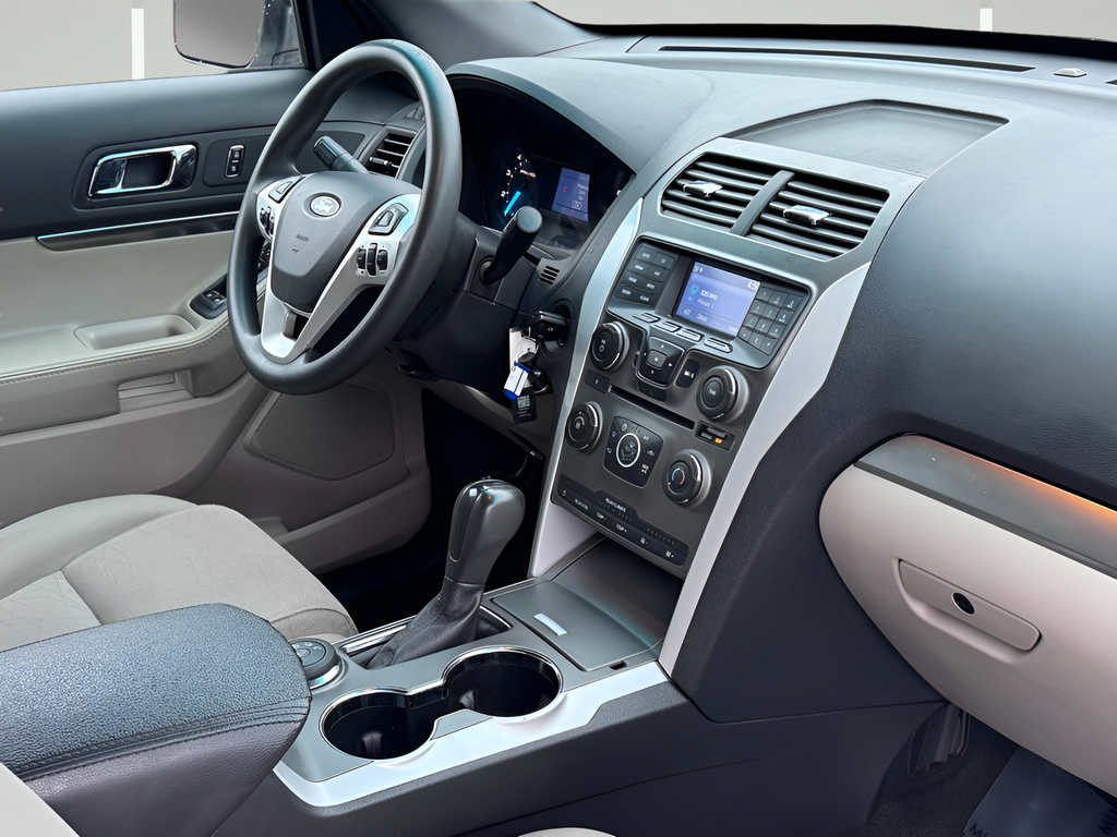 2015 Ford Explorer Base