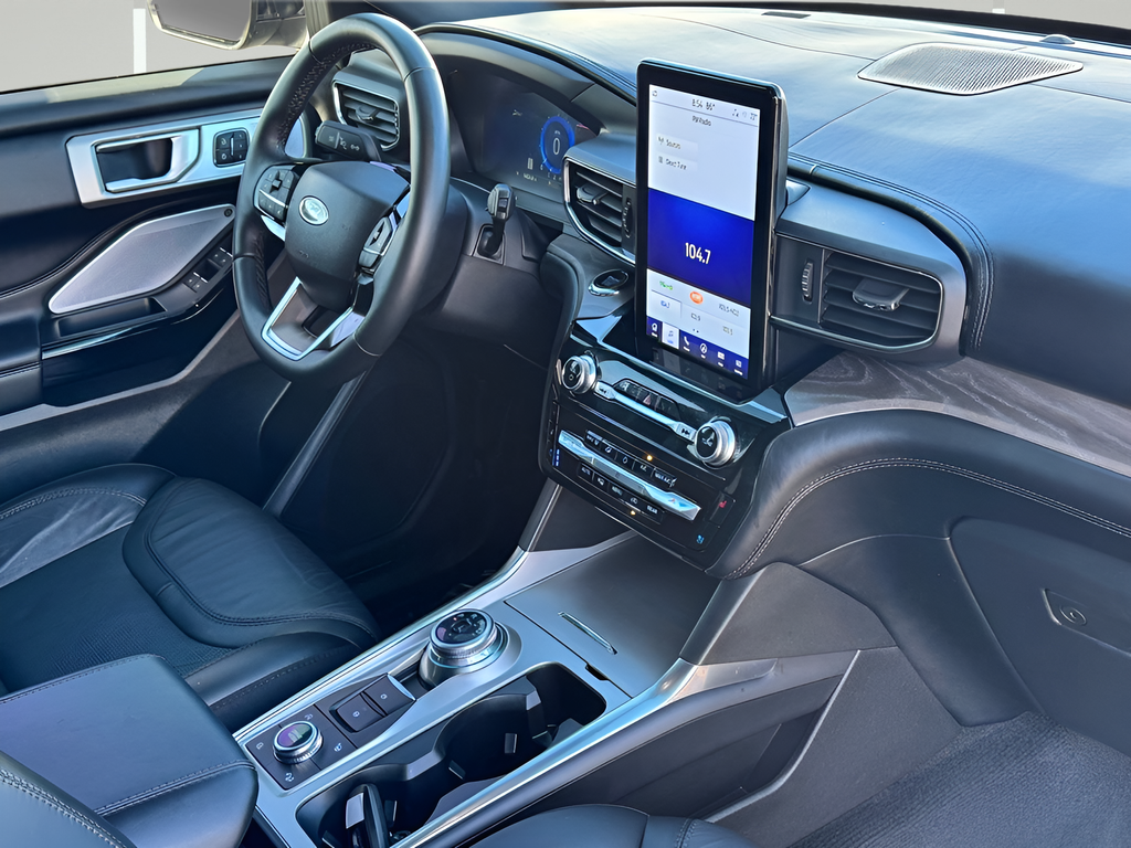 2023 Ford Explorer Platinum