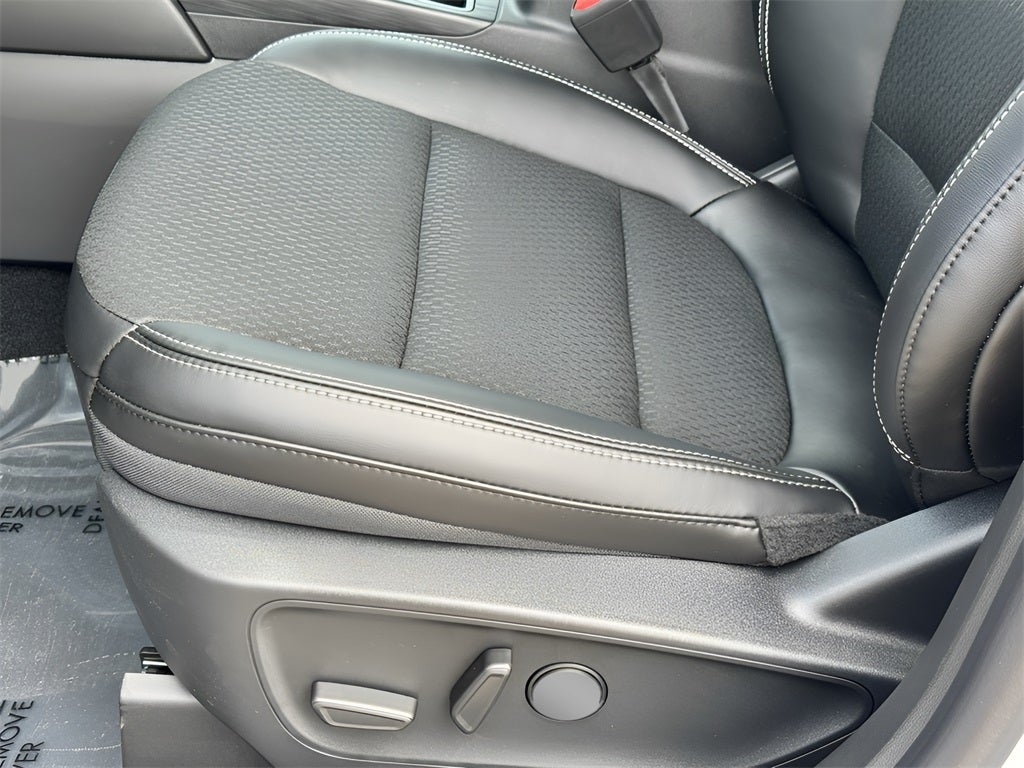 2025 Ford Escape Plug-In Hybrid Base