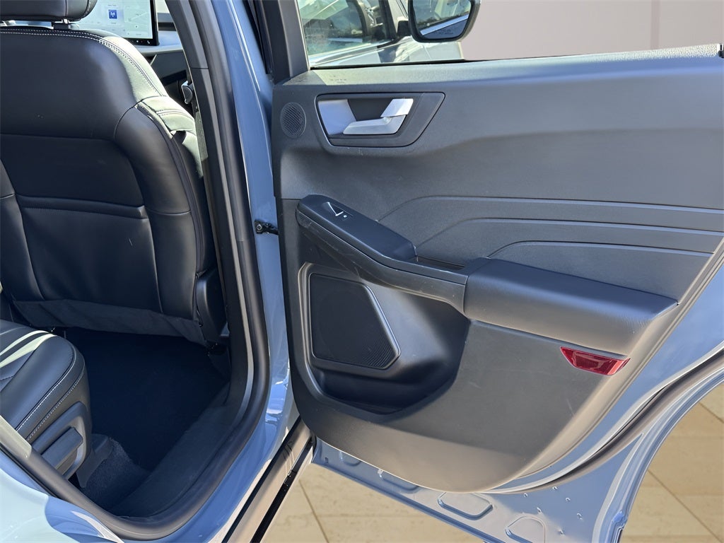 2025 Ford Escape Plug-In Hybrid Base