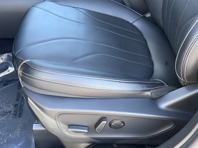 2025 Ford Escape Plug-In Hybrid Base