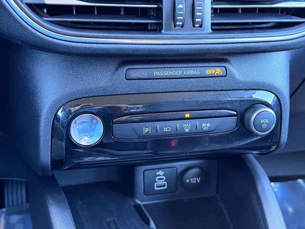 2025 Ford Escape Plug-In Hybrid Base