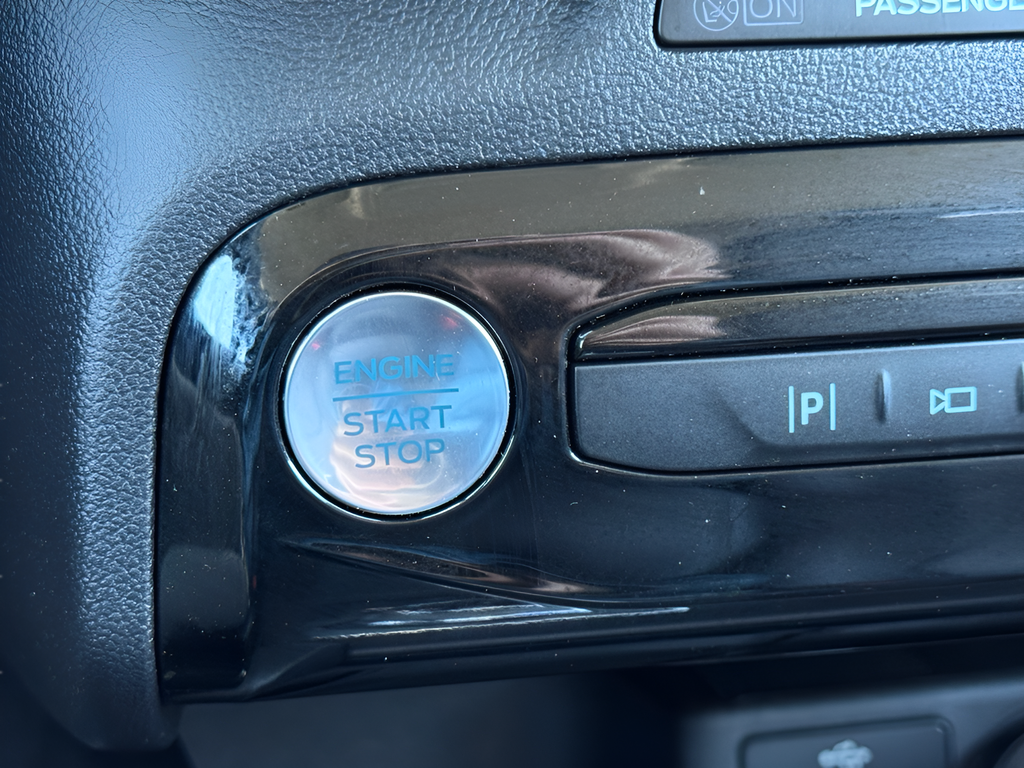 2025 Ford Escape Plug-In Hybrid Base