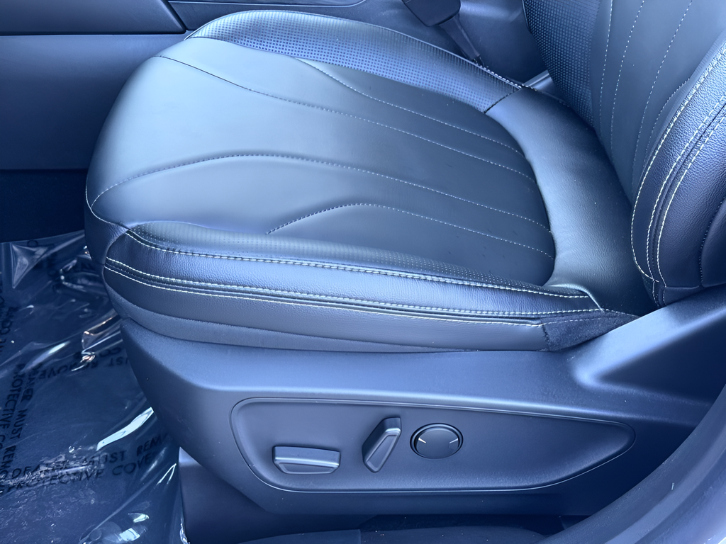 2025 Ford Escape Hybrid Platinum