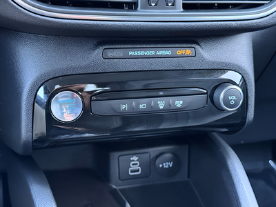 2025 Ford Escape Hybrid Platinum