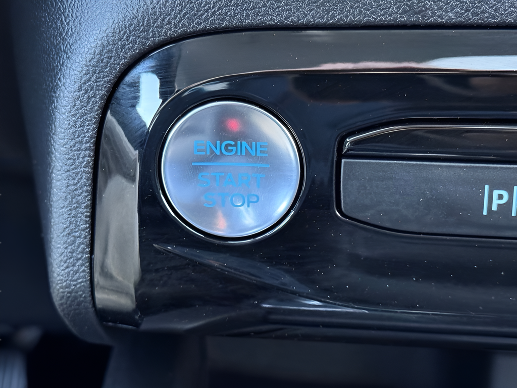2025 Ford Escape Hybrid Platinum