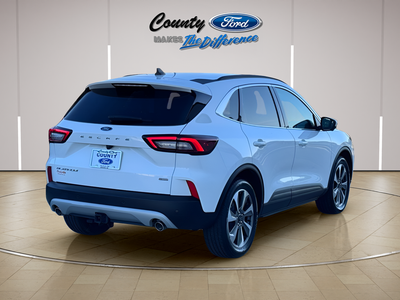 2025 Ford Escape Hybrid Platinum