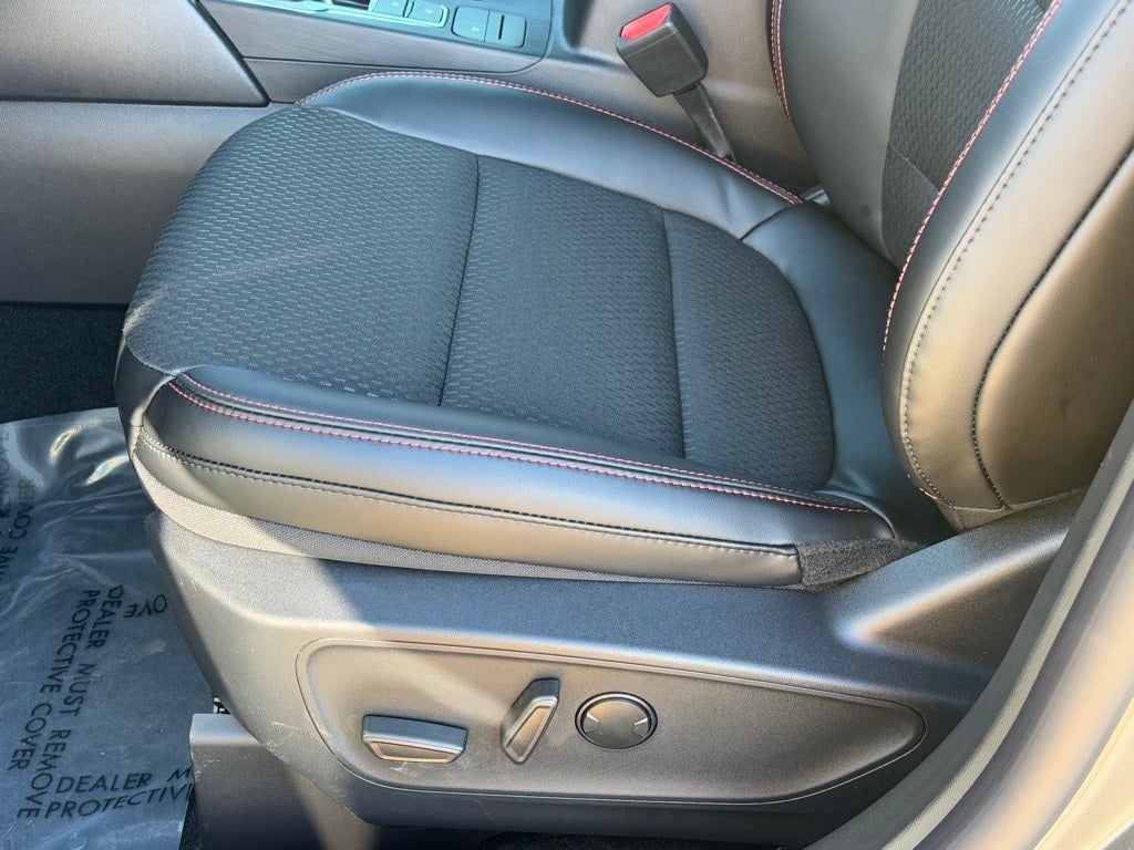 2025 Ford Escape Hybrid ST-Line