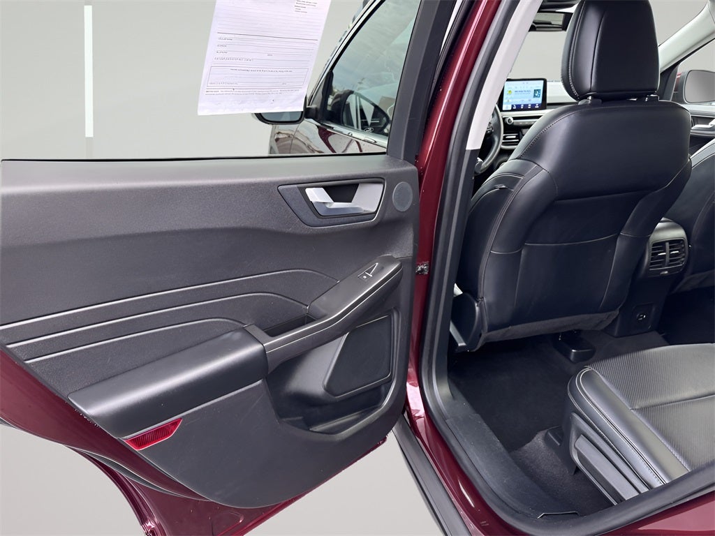 2021 Ford Escape Titanium