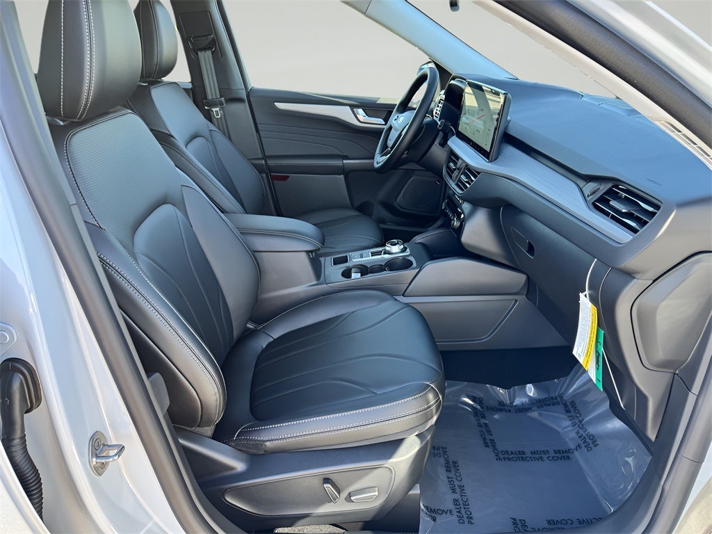 2026 Ford Escape Hybrid Platinum