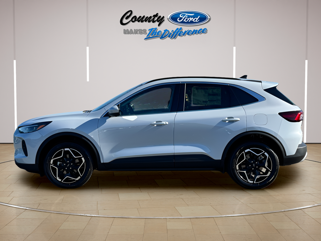 2026 Ford Escape Hybrid Platinum