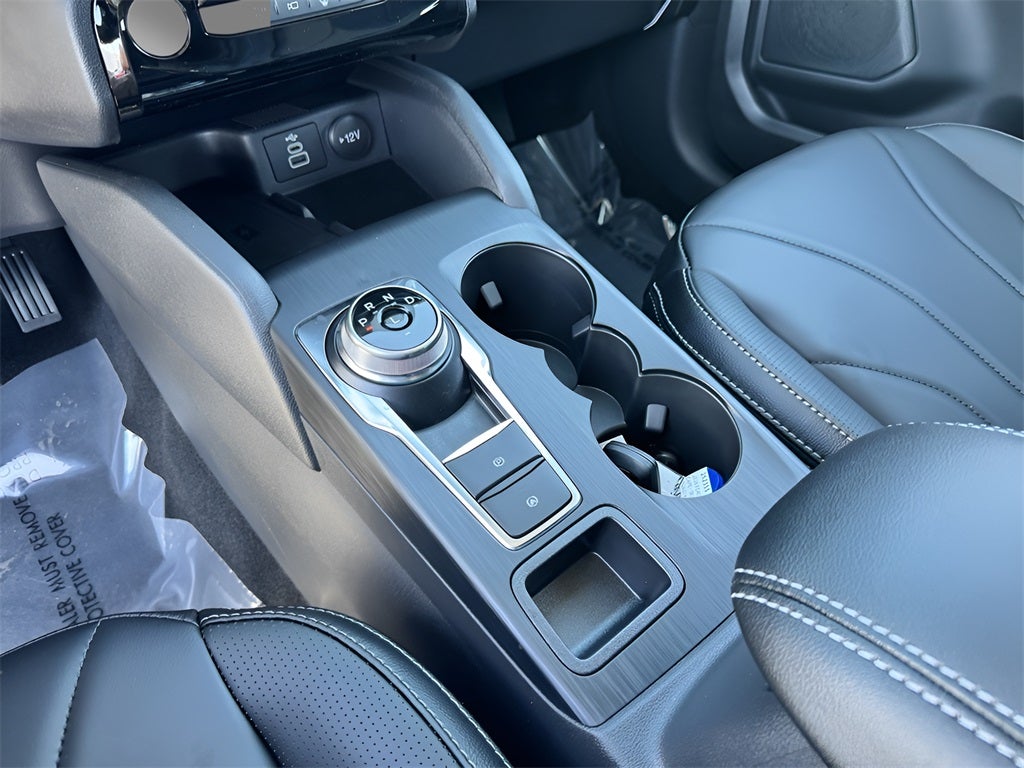 2026 Ford Escape Hybrid Platinum