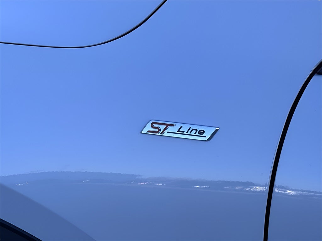 2026 Ford Escape Hybrid ST-Line Select