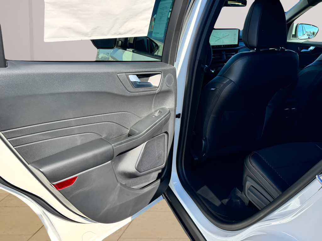 2026 Ford Escape Hybrid ST-Line Select