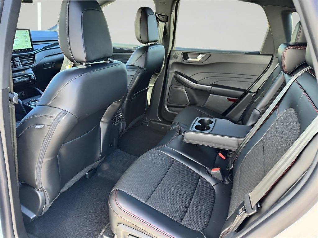 2026 Ford Escape Hybrid ST-Line Select