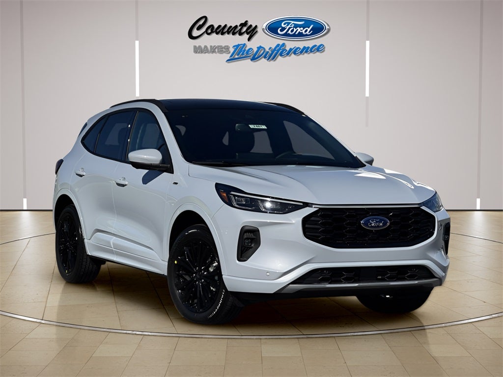 2026 Ford Escape Hybrid ST-Line Elite