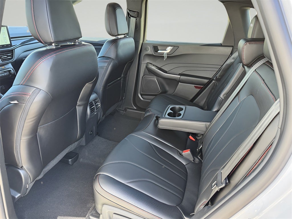 2026 Ford Escape Hybrid ST-Line Elite