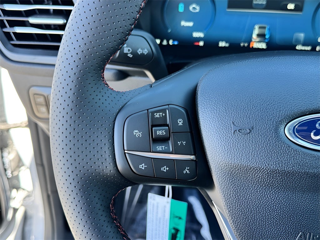 2026 Ford Escape Hybrid ST-Line Elite