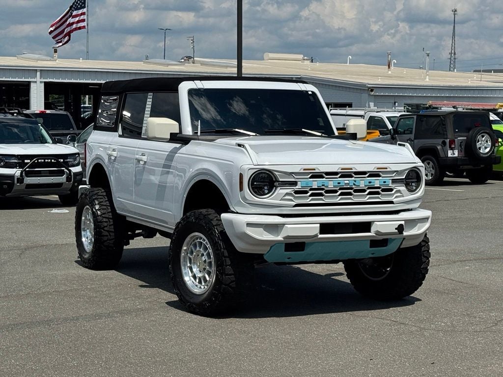 2025 Ford Bronco Base