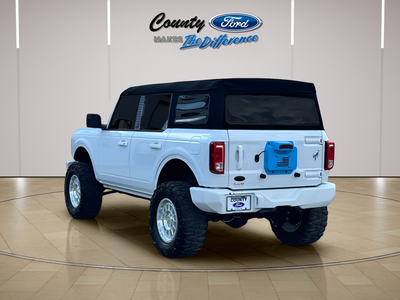 2025 Ford Bronco Base