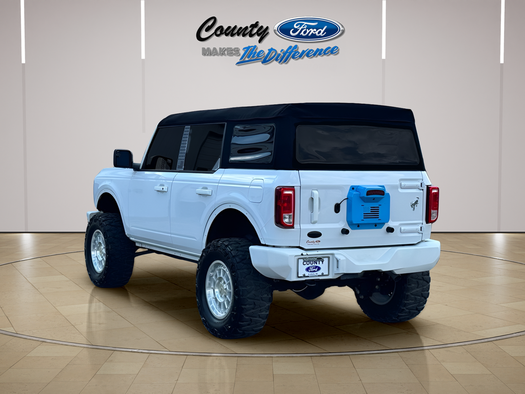 2025 Ford Bronco Base