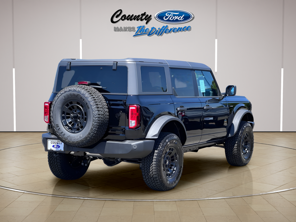 2026 Ford Bronco Big Bend Matte Black Package