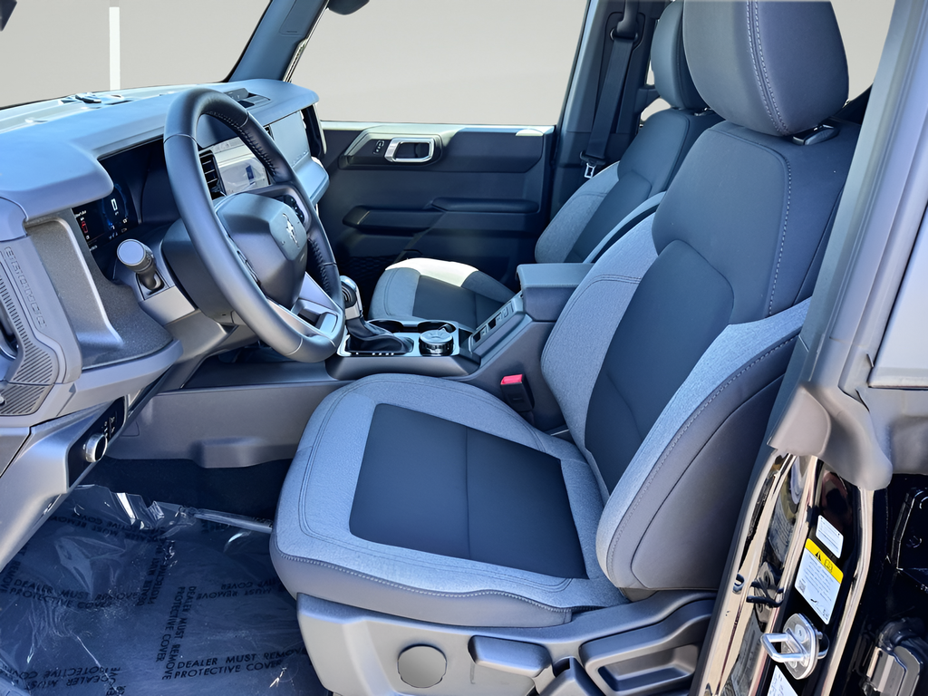2026 Ford Bronco Big Bend Matte Black Package