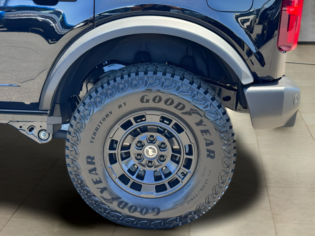 2026 Ford Bronco Big Bend Matte Black Package
