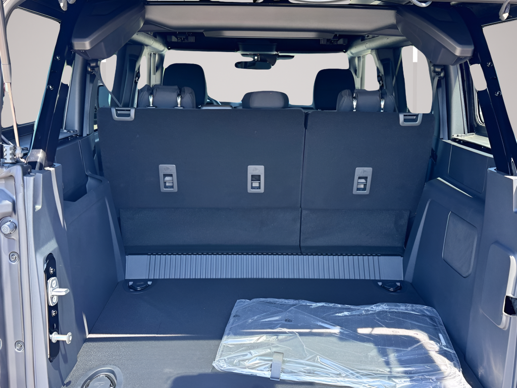 2026 Ford Bronco Big Bend Matte Black Package