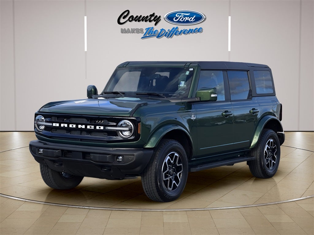 2024 Ford Bronco Outer Banks
