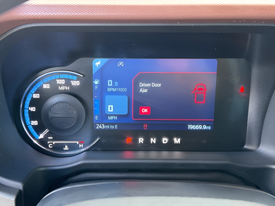 2024 Ford Bronco Outer Banks