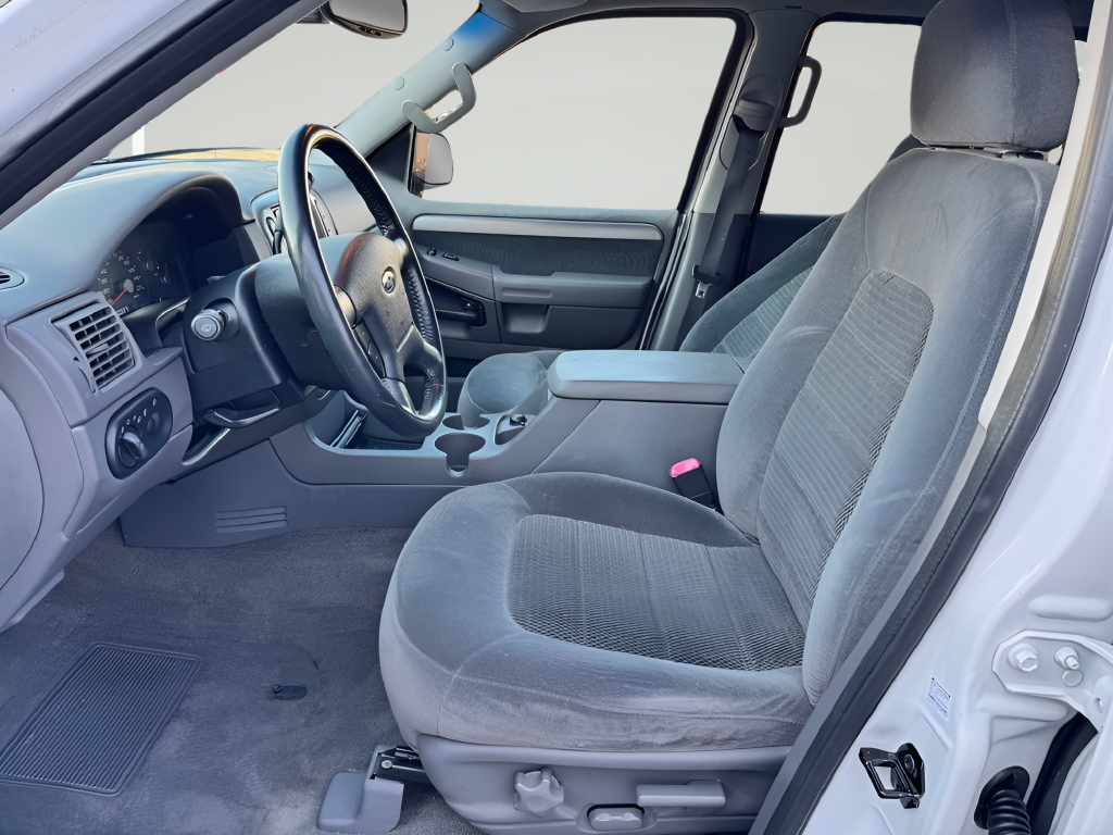 2003 Ford Explorer XLT