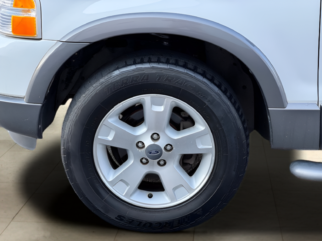 2003 Ford Explorer XLT